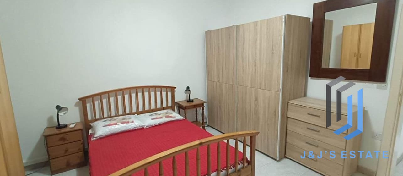 Charming 1-Bedroom Maisonette in Sliema · 5