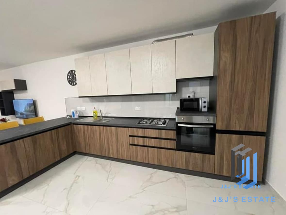 Three-bedroom apartment with balcony near Mater Dei, Birkirkara · 3