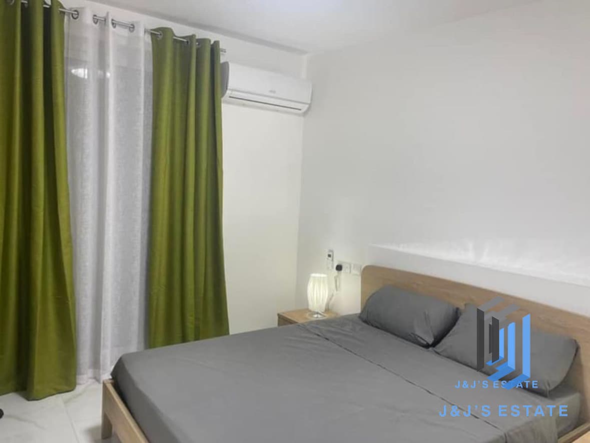 Three-bedroom apartment with balcony near Mater Dei, Birkirkara · 4
