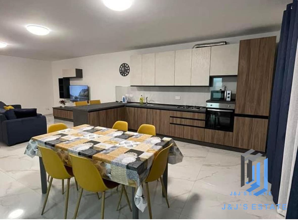 Three-bedroom apartment with balcony near Mater Dei, Birkirkara · 6