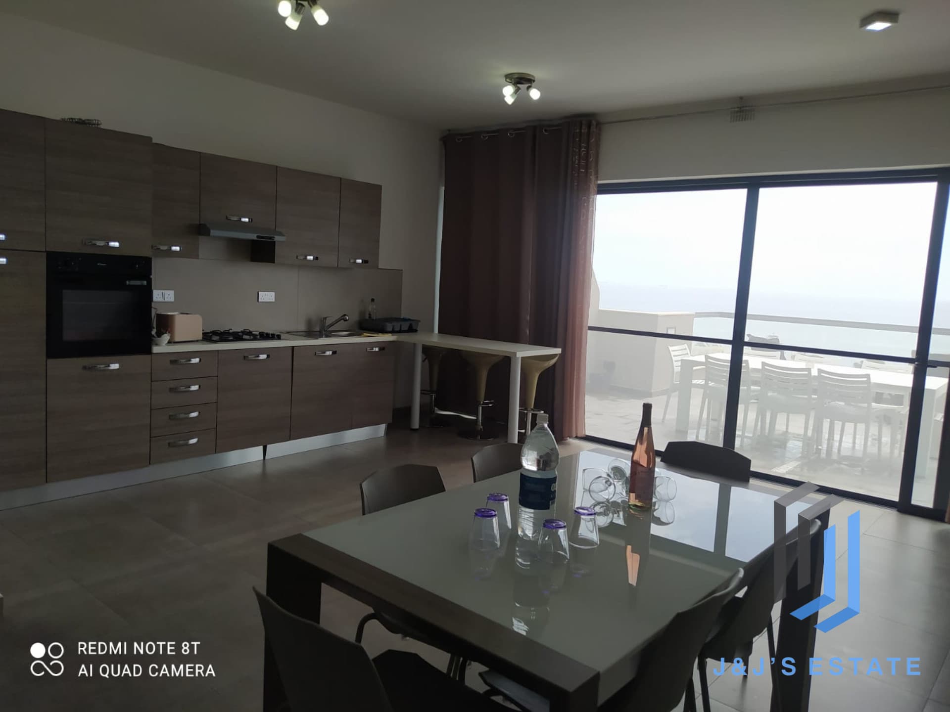 Spacious 3-Bedroom Penthouse in Marsaskala · 3