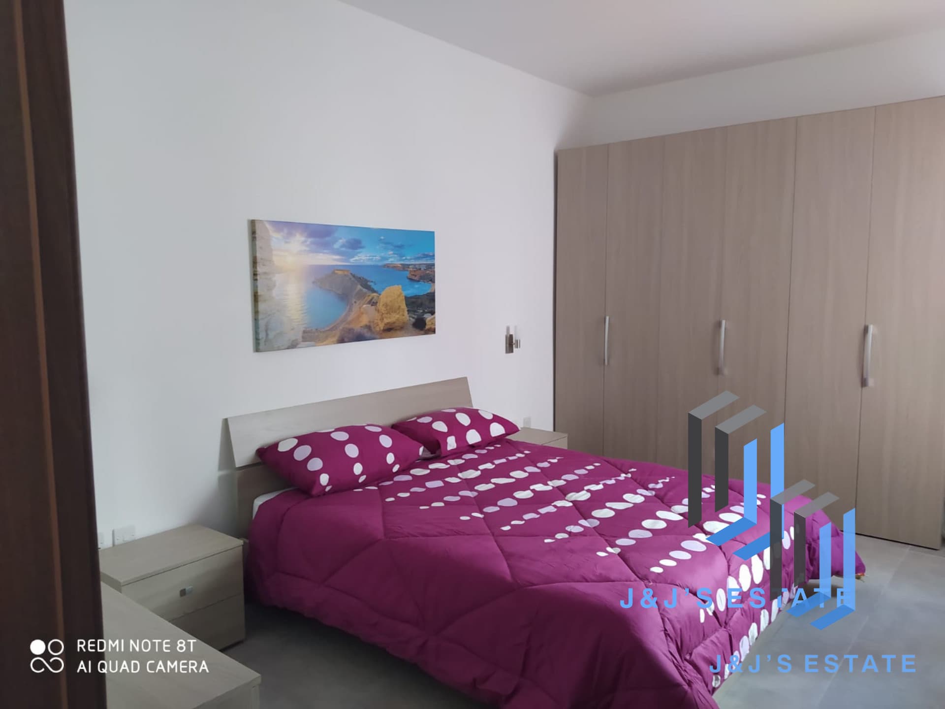 Spacious 3-Bedroom Penthouse in Marsaskala · 4