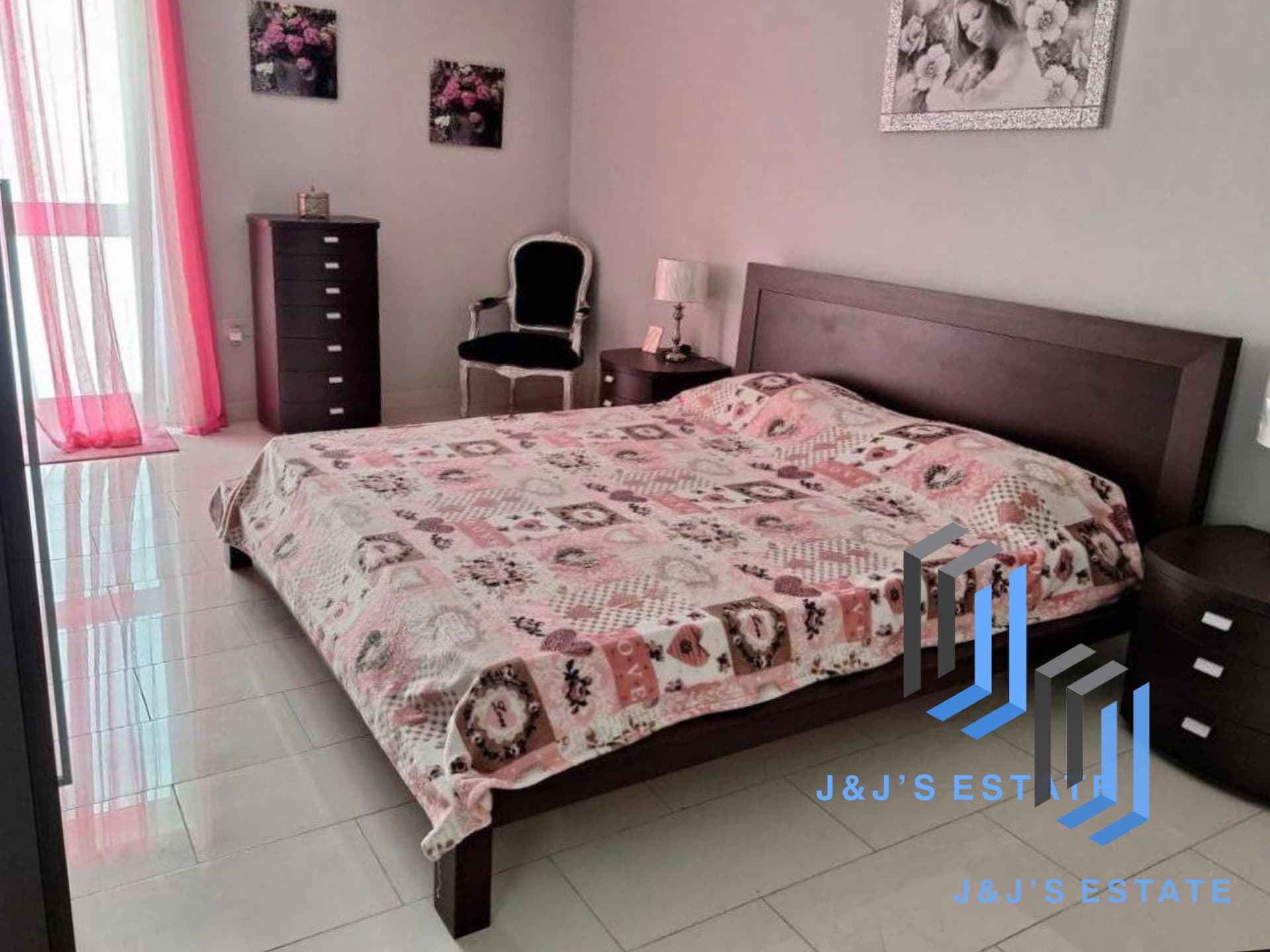 Beautiful Sea View Penthouse in Marsaskala · 3