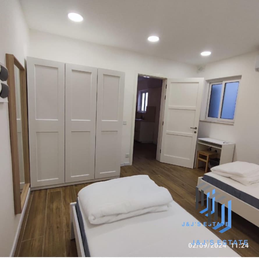 Furnished 3-Bedroom Apartment in Marsaskala · 3