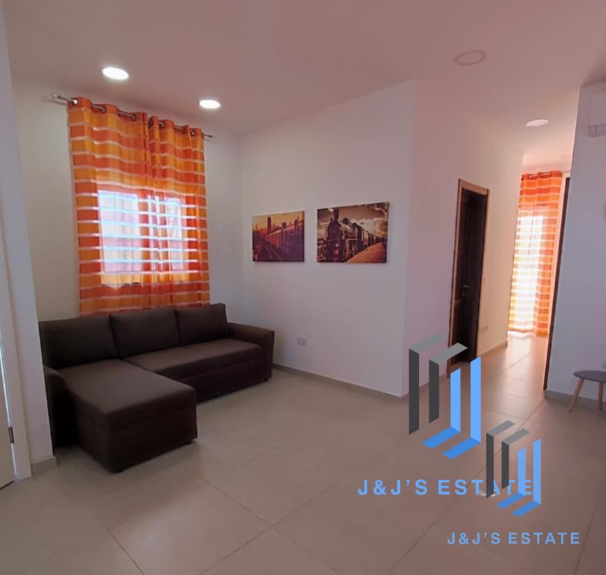 Stylish 2-Bedroom Apartment in Marsaskala · 3
