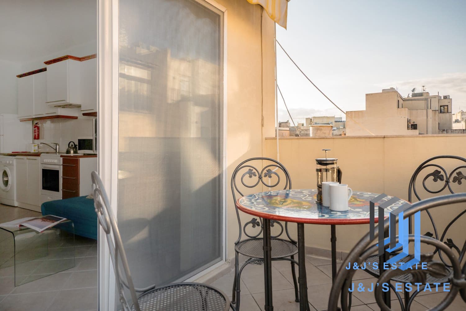 Furnished 1-Bedroom Penthouse in Sliema · 4