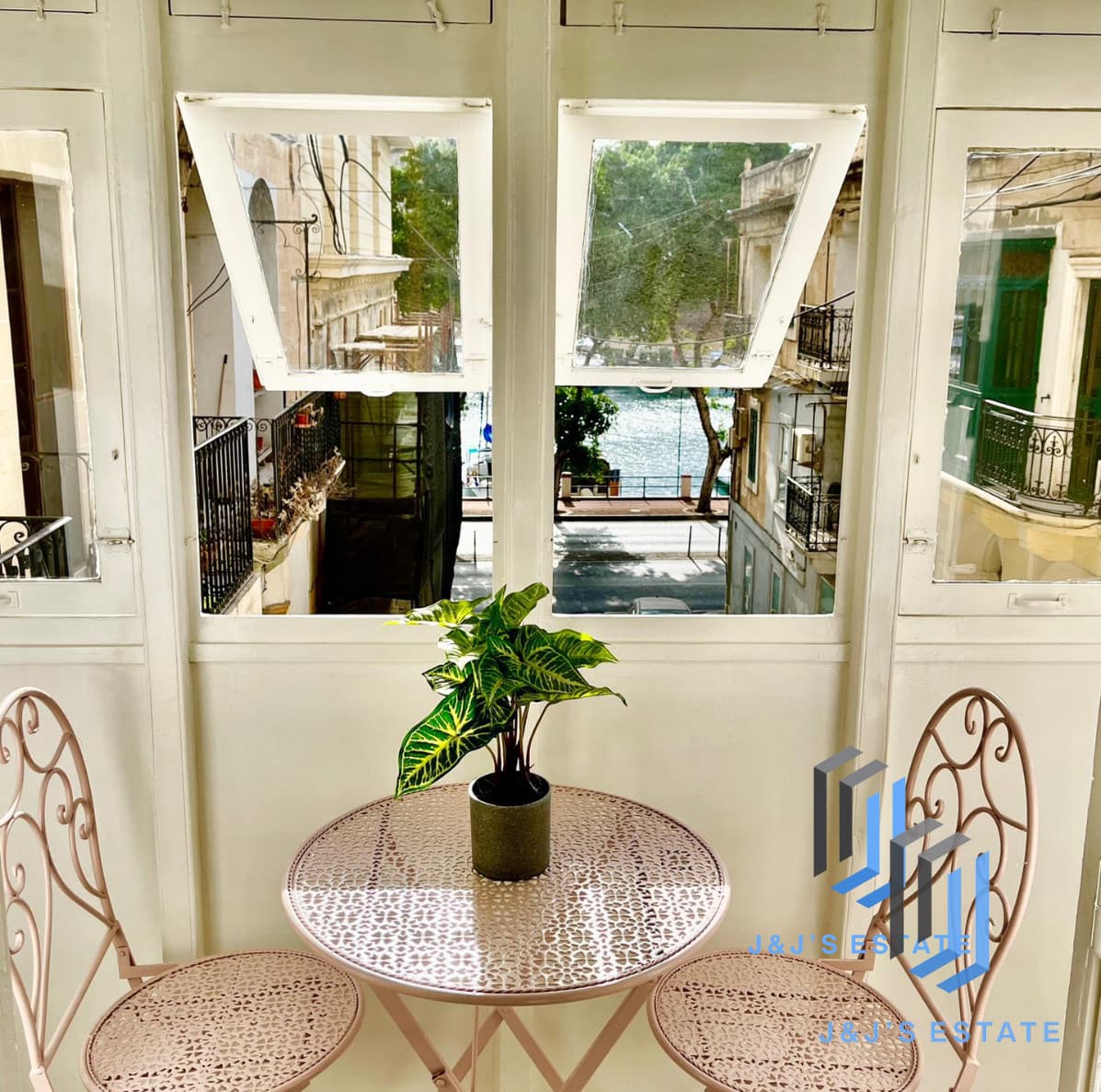 Charming 1-Bedroom Apartment in Pieta with Sea View · 1