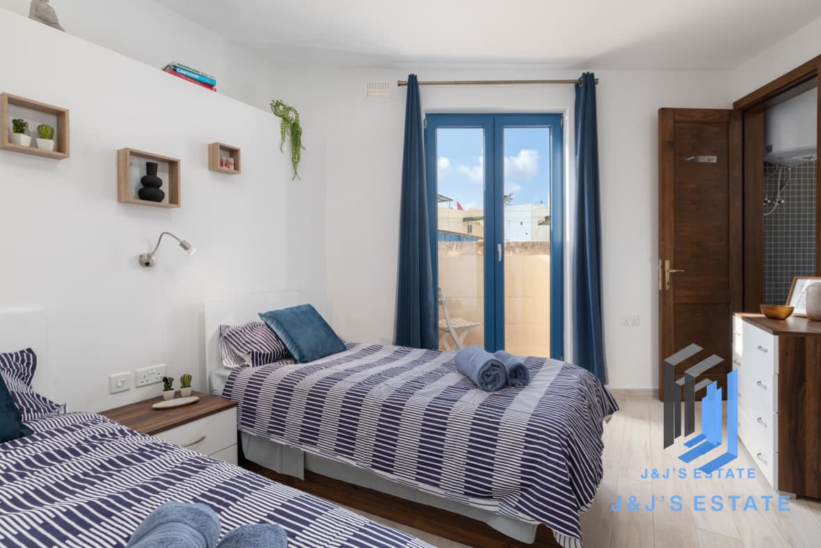 Charming 3-Bedroom Townhouse in Qormi · 9