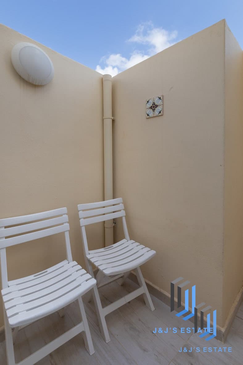 Charming 3-Bedroom Townhouse in Qormi · 16