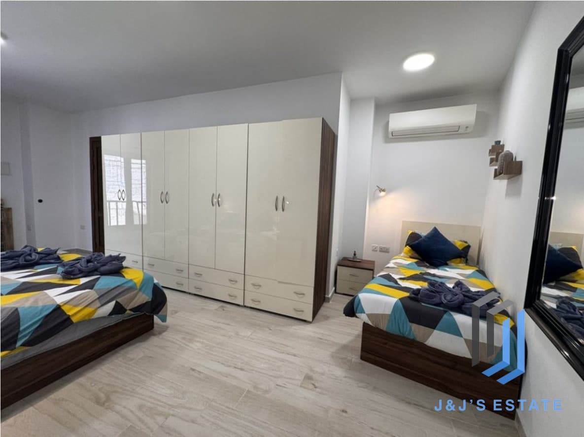 Charming 3-Bedroom Townhouse in Qormi · 13