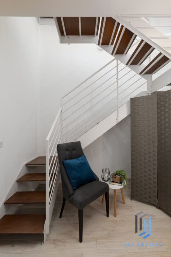 Charming 3-Bedroom Townhouse in Qormi · 17