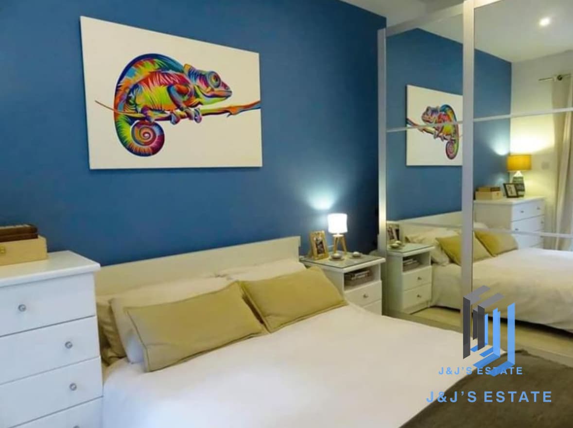Stunning 3-Bedroom Apartment in Swieqi · 2
