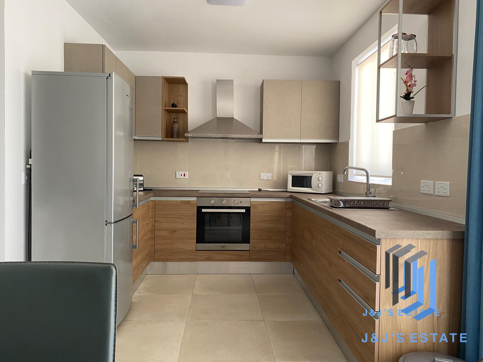 Modern 2-Bedroom Apartment with Sea View in Saint Paul’s Bay