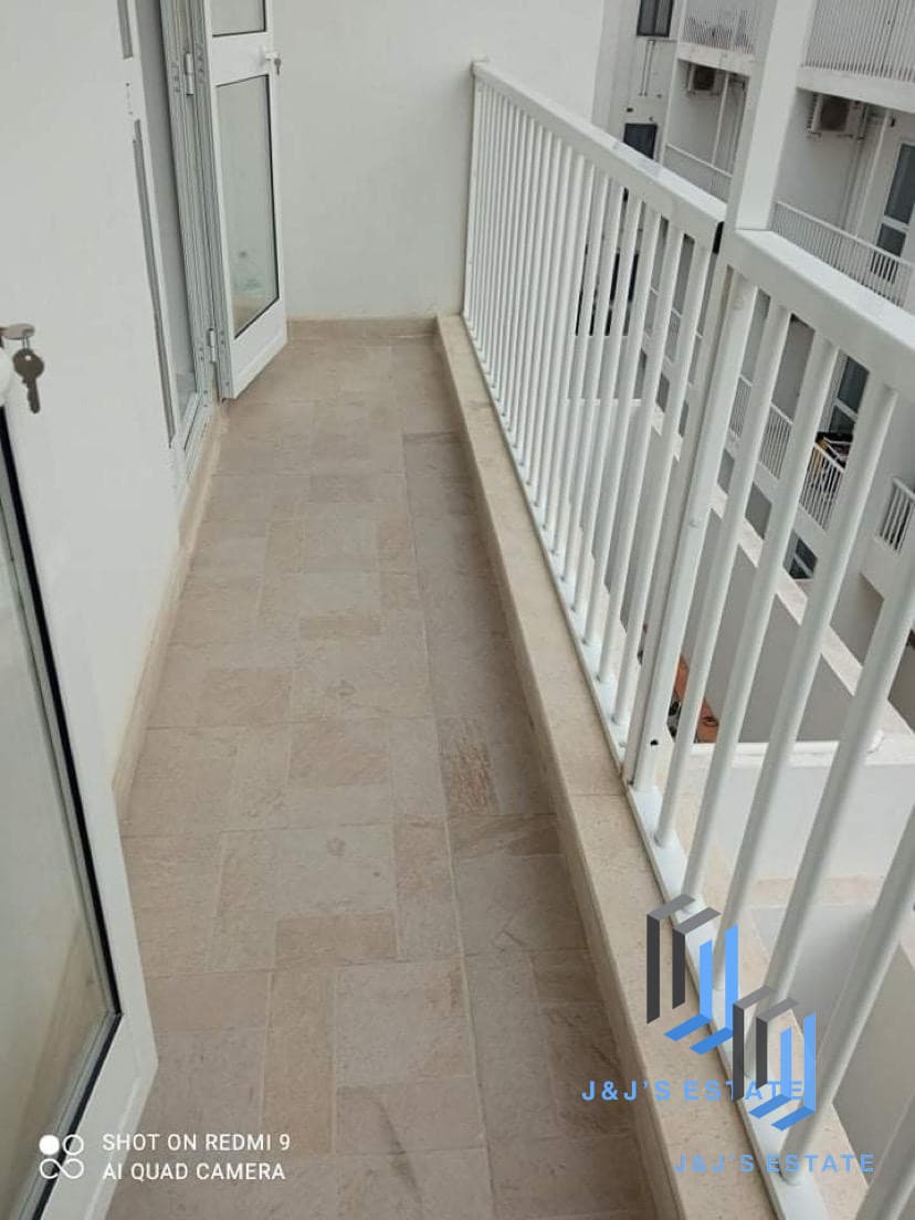 Modern 3-Bedroom Apartment in Swatar · 7