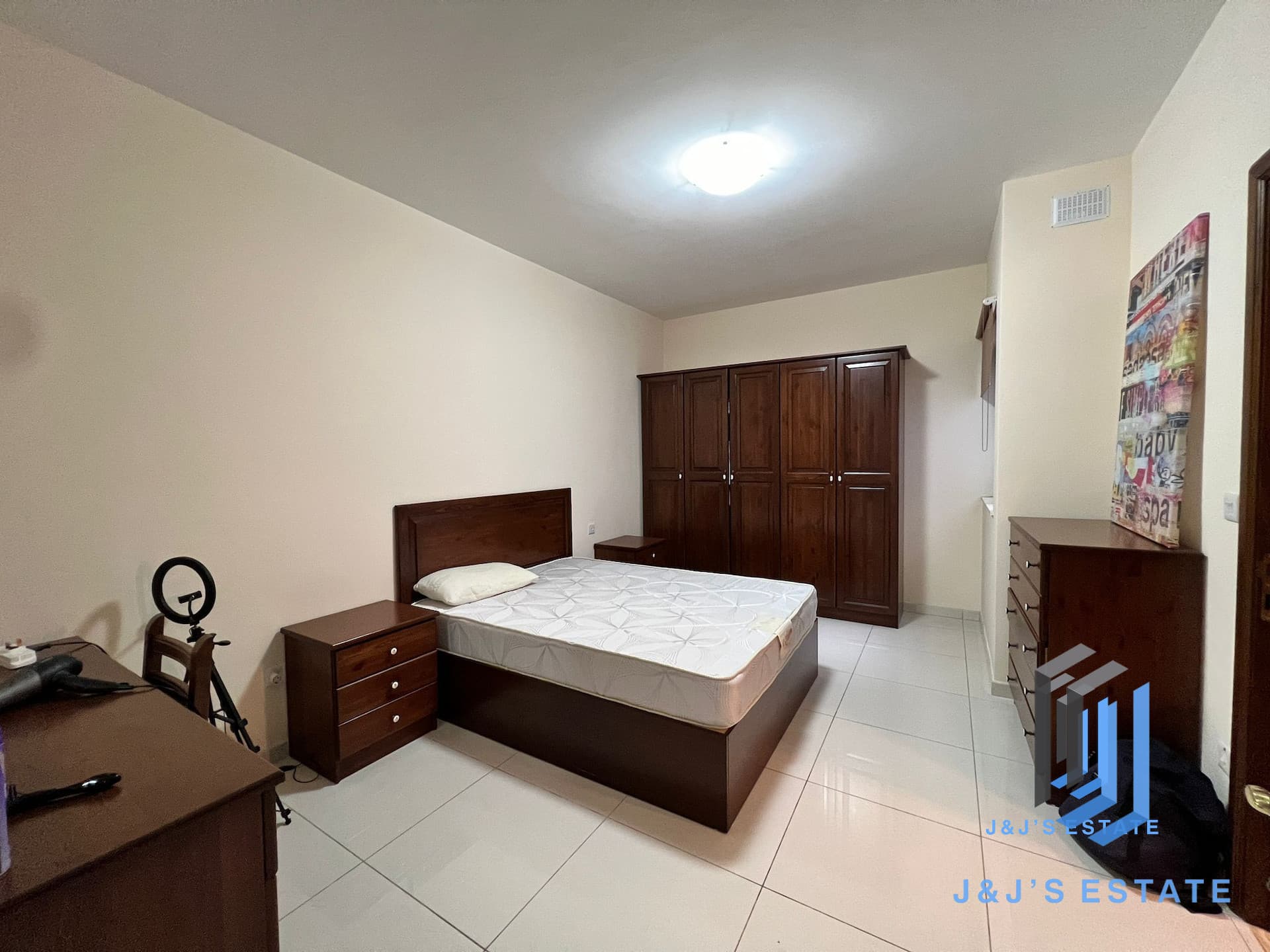 Two-bedroom apartment with sea view and garage in Bugibba · 7