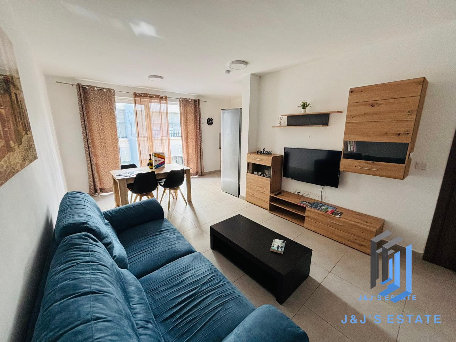 Modern 2 Double Bedroom Apartment in Sliema