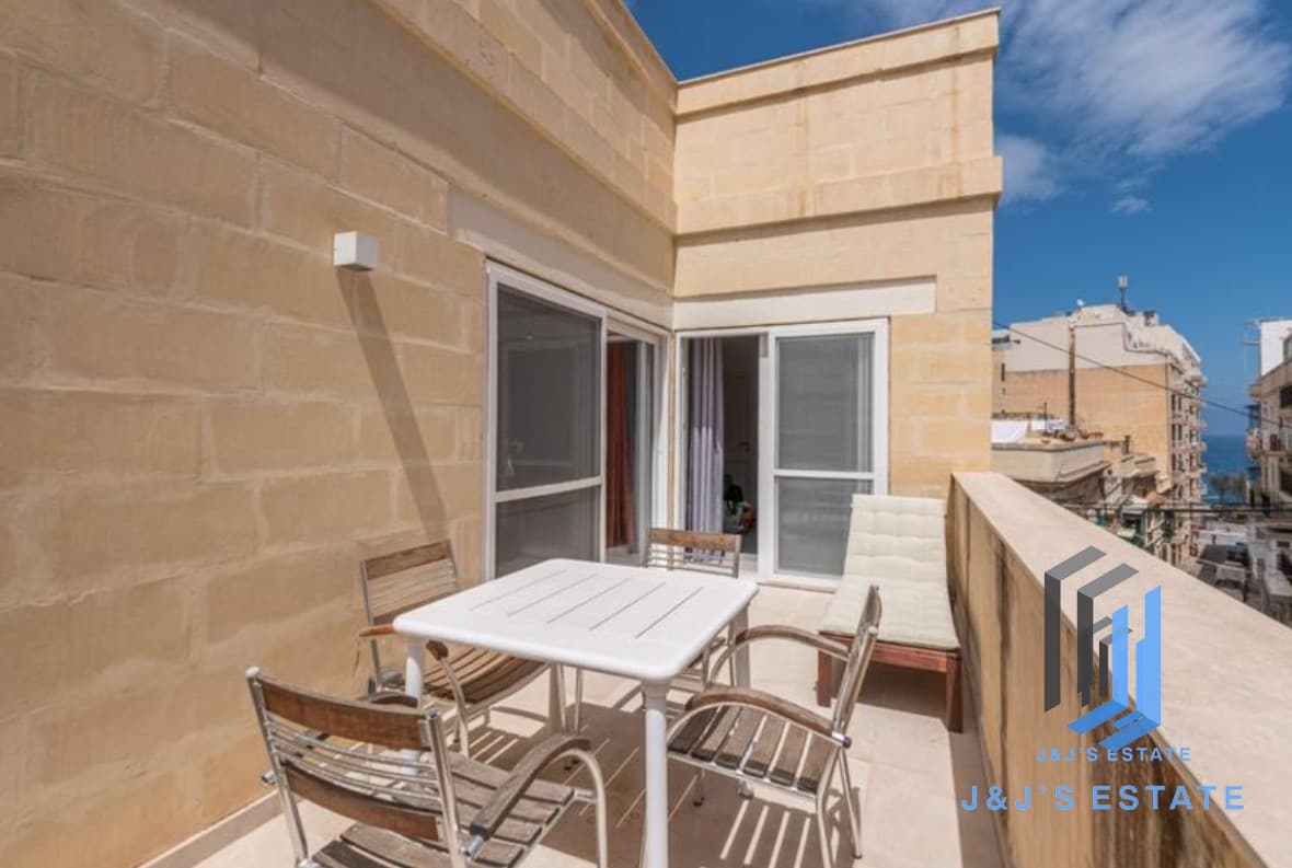 Furnished 2-Bedroom Apartment in Sliema · 8