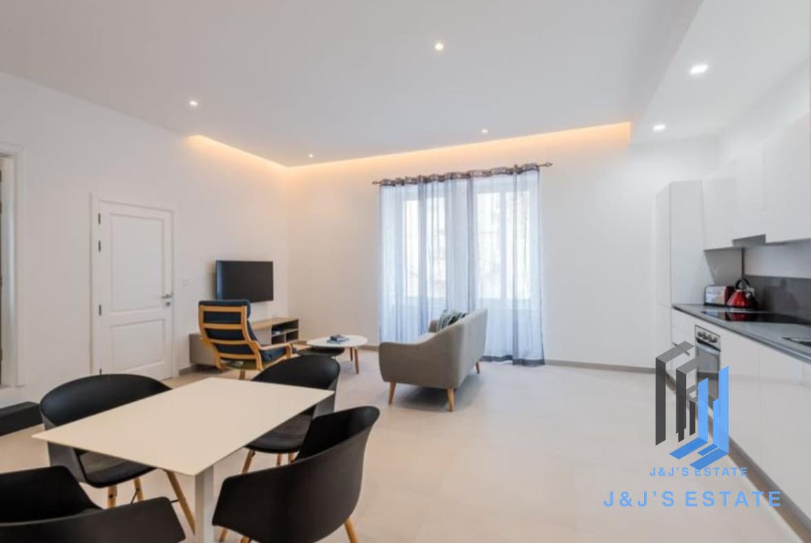 Modern 2-Bedroom Apartment in Sliema