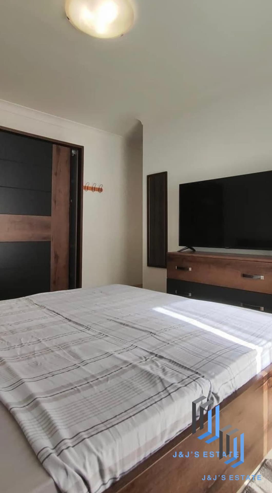 Beautiful 2-Bedroom Apartment in Msida · 7