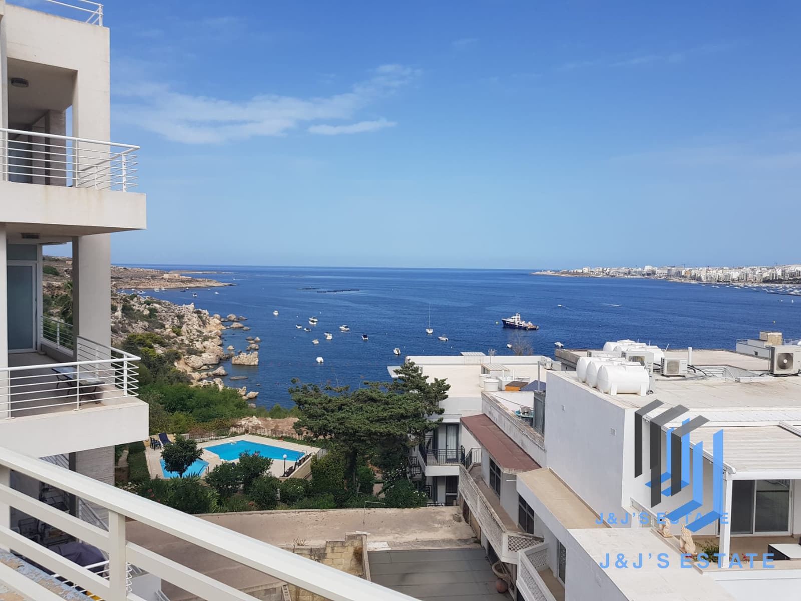 2 bedrooms · Apartment in Xemxija