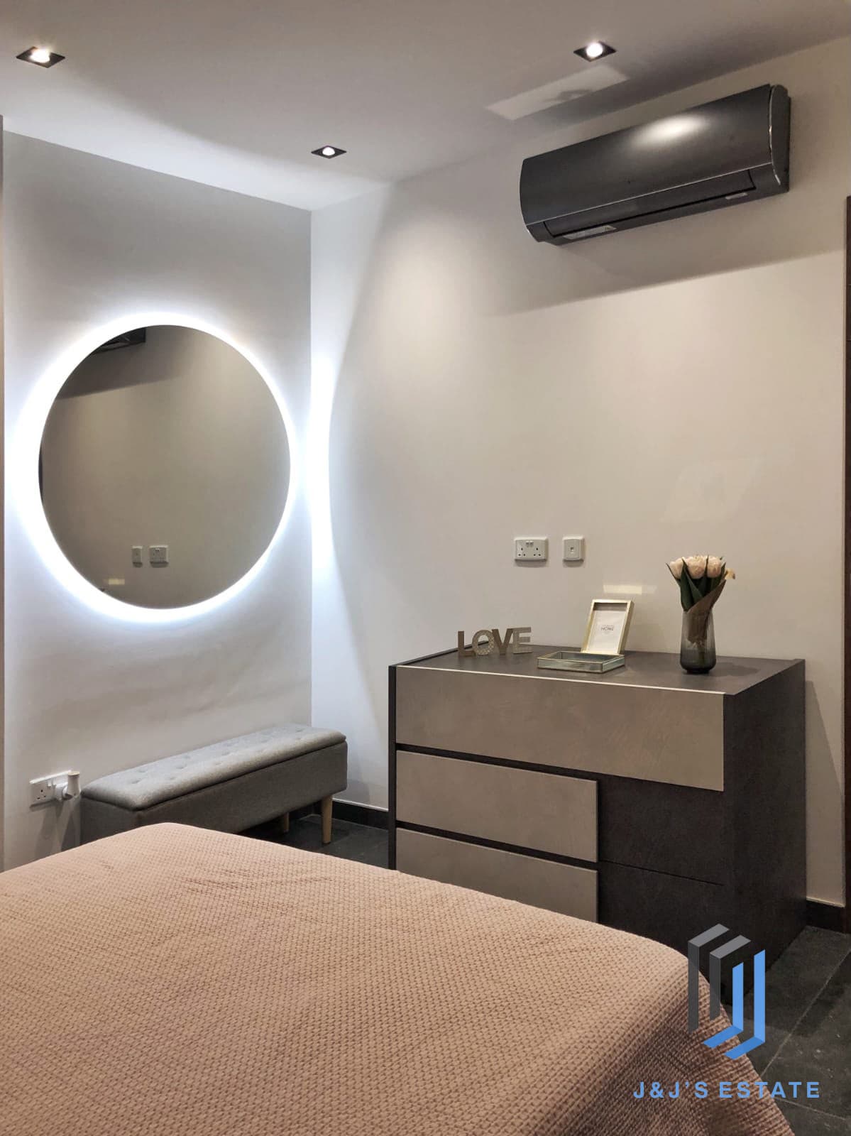 Furnished 3-Bedroom Apartment in Santa Venera · 15