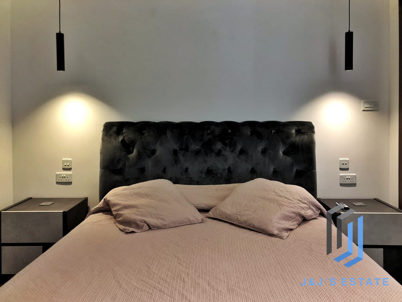 Furnished 3-Bedroom Apartment in Santa Venera · 19