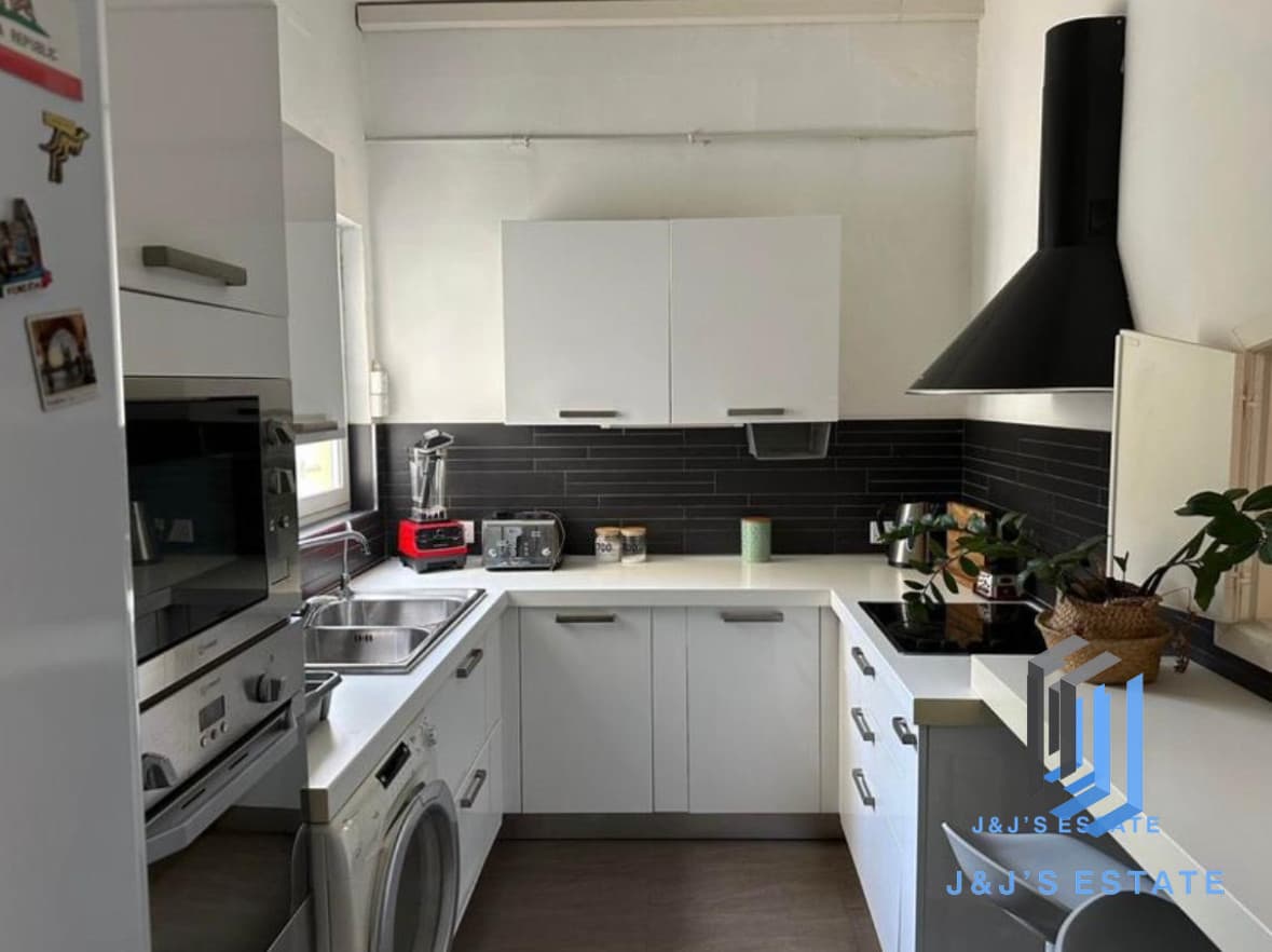 2 bedrooms · Apartment in St Julian's