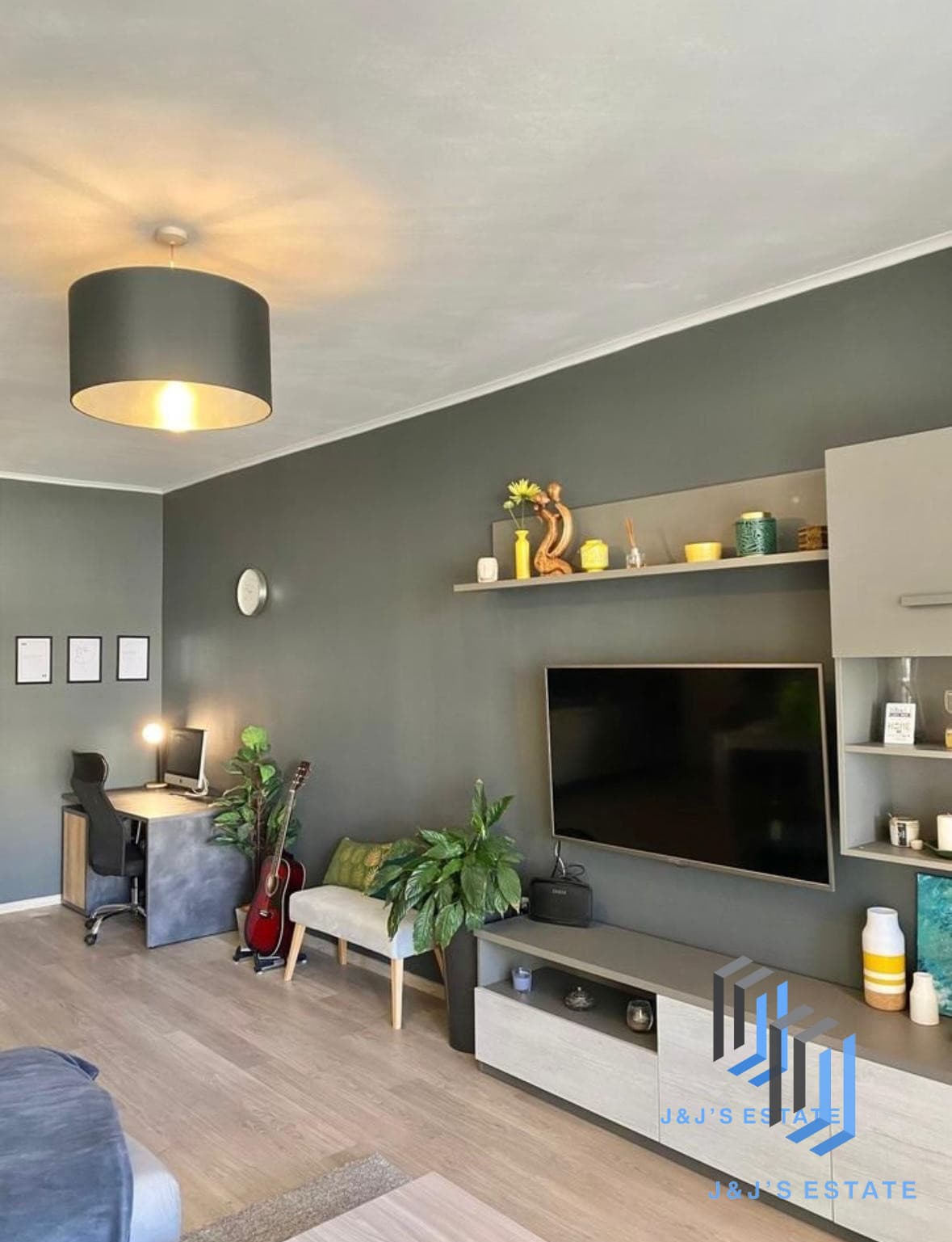 Modern Renovated 2-Bedroom Apartment in Sliema · 2