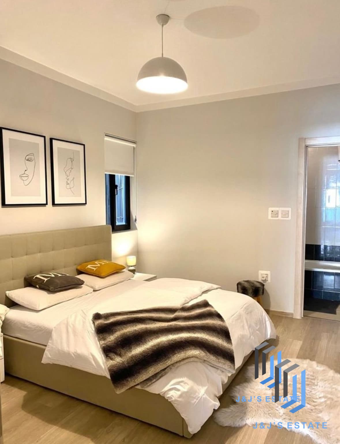 Modern Renovated 2-Bedroom Apartment in Sliema · 4