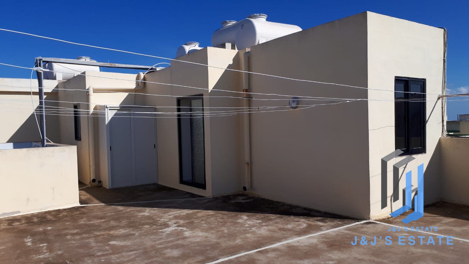 One-Bedroom Apartment in Mellieħa · 3