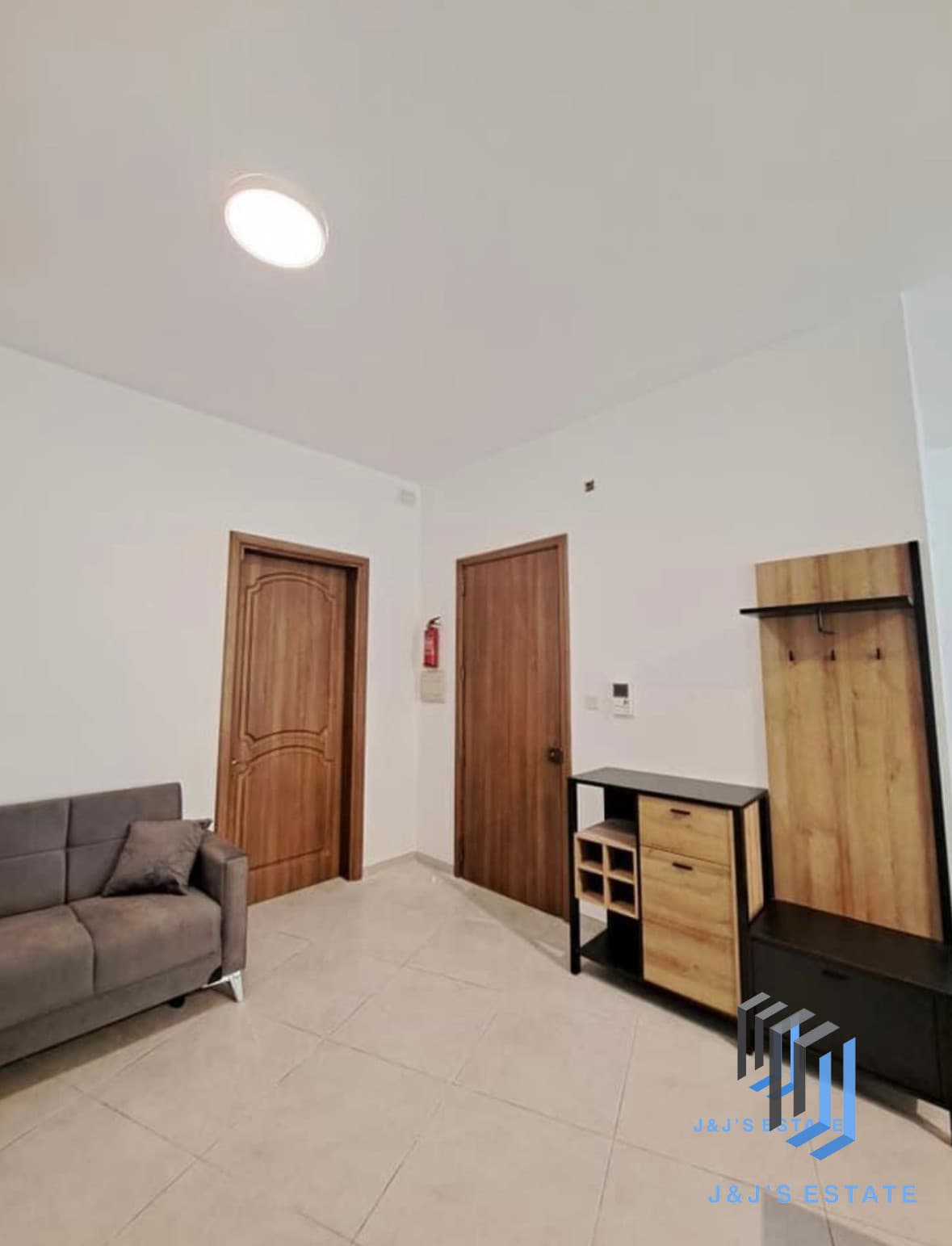 Spacious 3-Bedroom Apartment for Rent in Siggiewi · 3