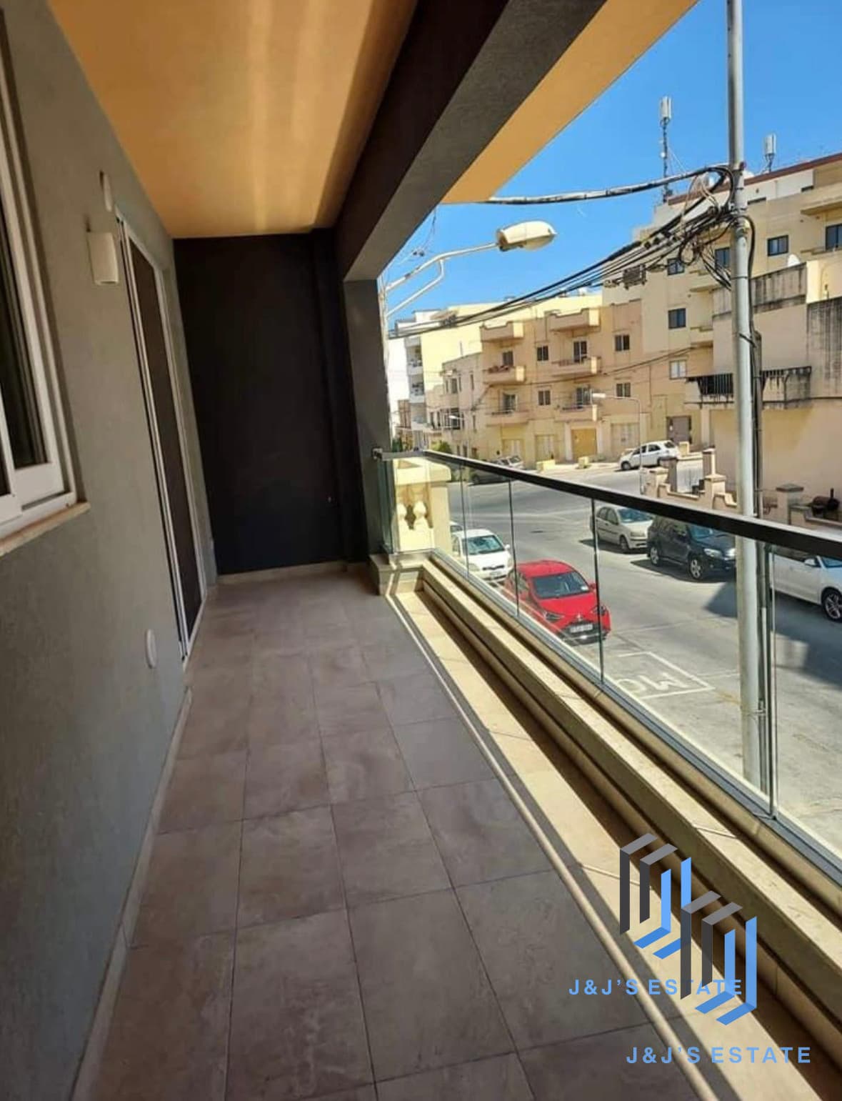 Fully Furnished 3-Bedroom Apartment in Marsaskala · 4