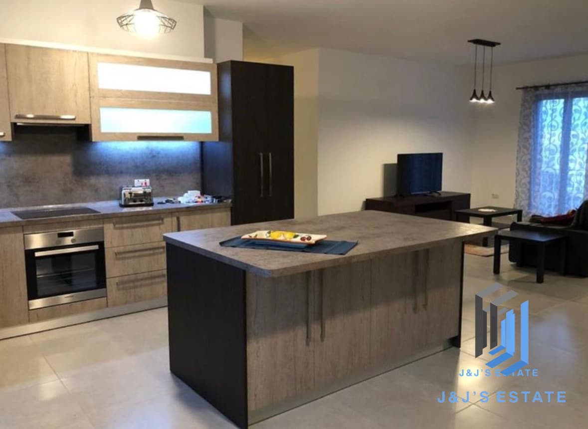 4 bedrooms · Apartment in Santa Venera