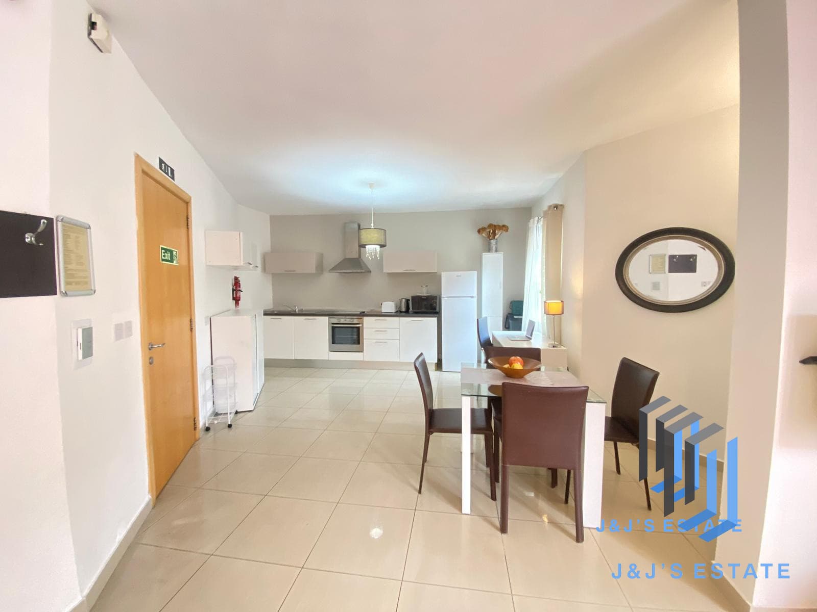 Charming 1-Bedroom Apartment with Private Terrace · 3