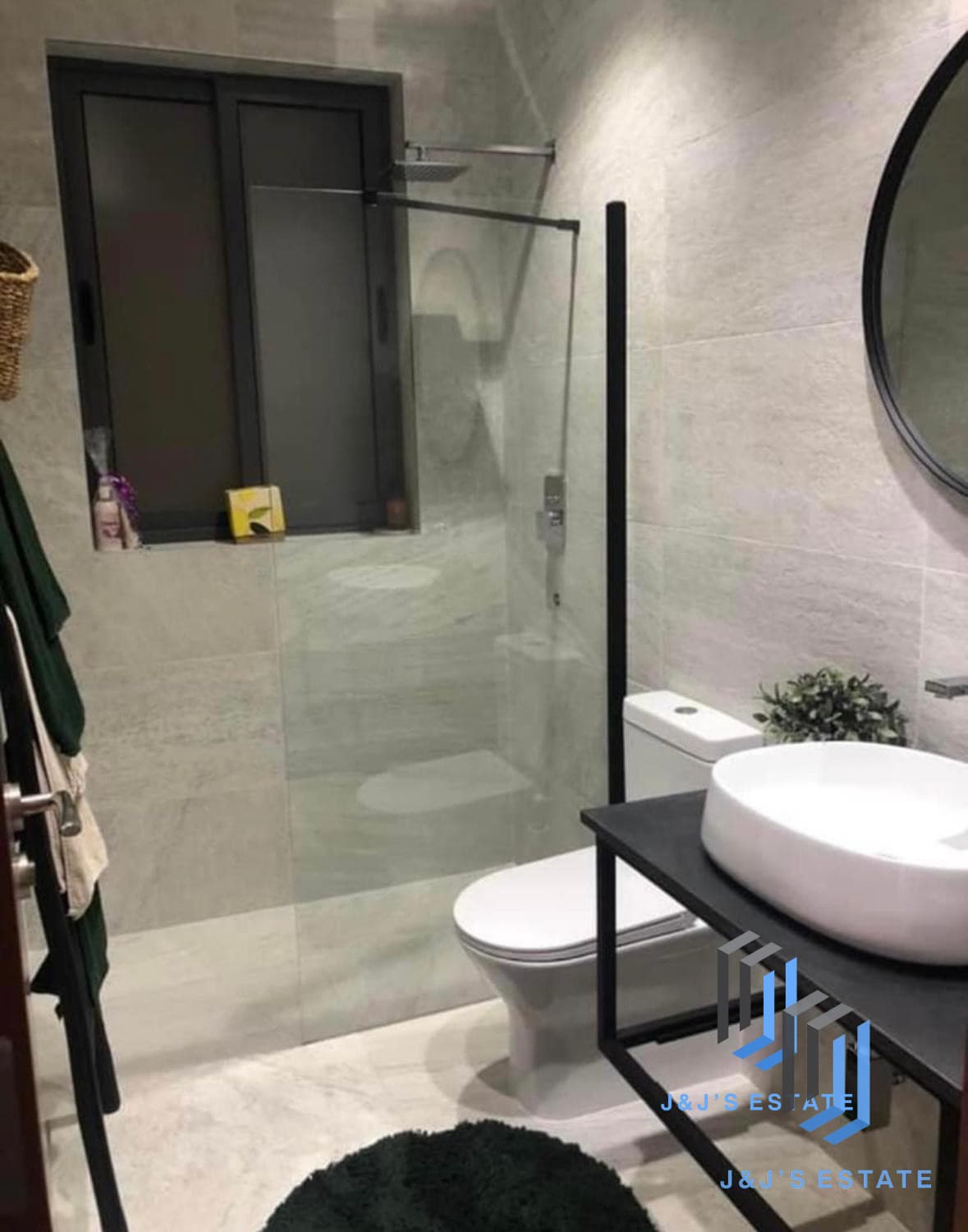 Charming 2-Bedroom Apartment Near Spinola Bay · 4