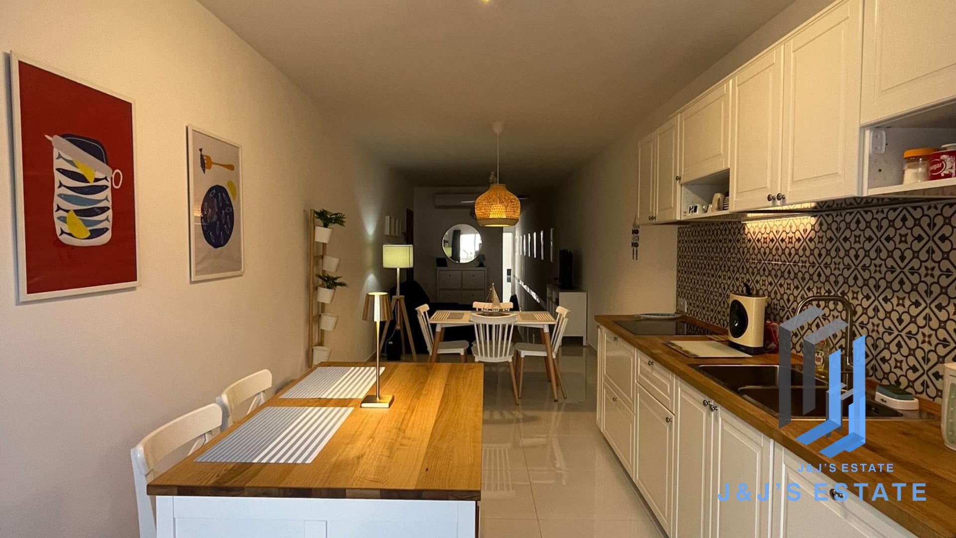 Modern 3-Bedroom Apartment with Yard in St. Paul's Bay · 5