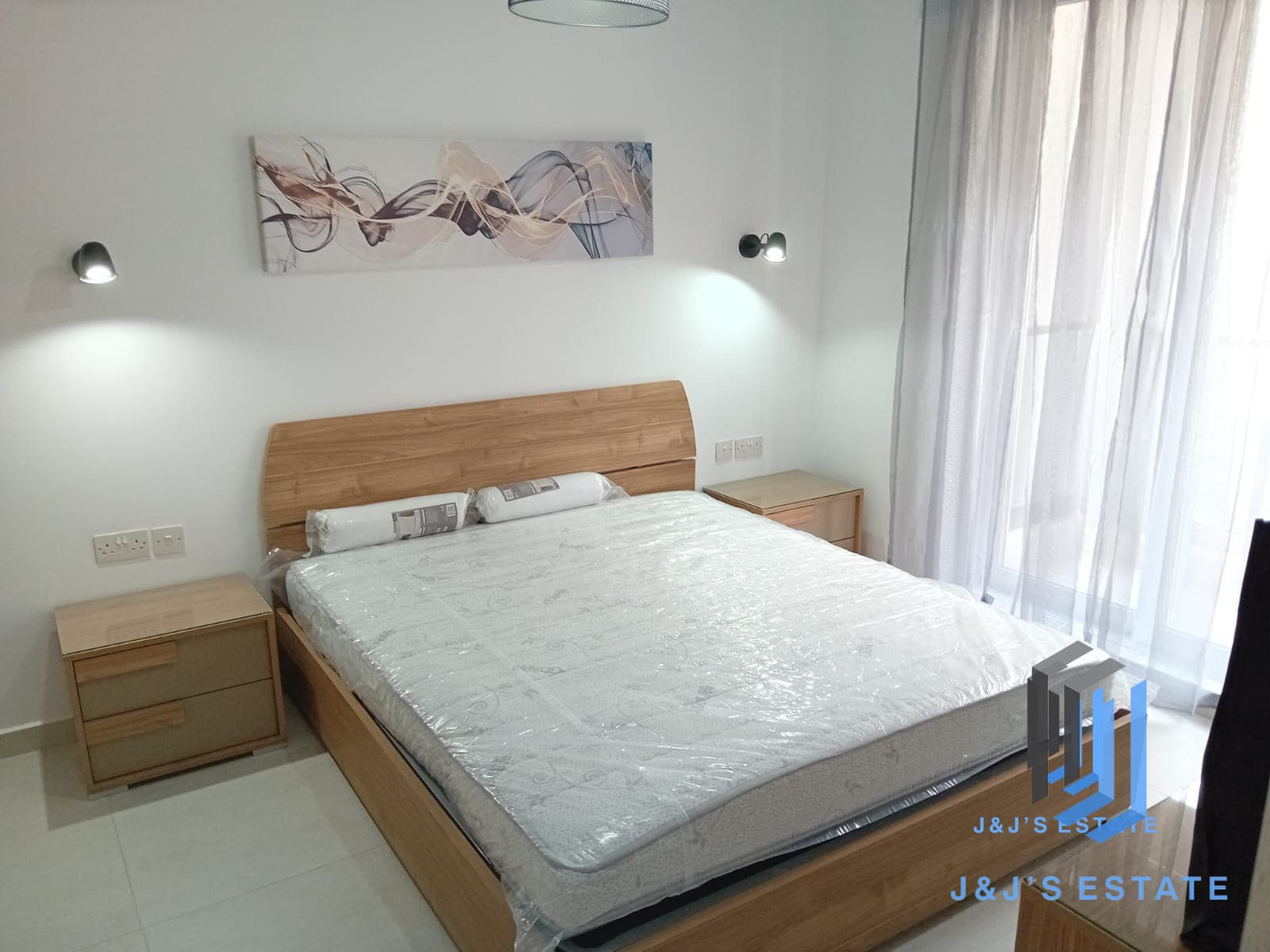 Three-bedroom apartment on 4th floor in central Gzira · 6