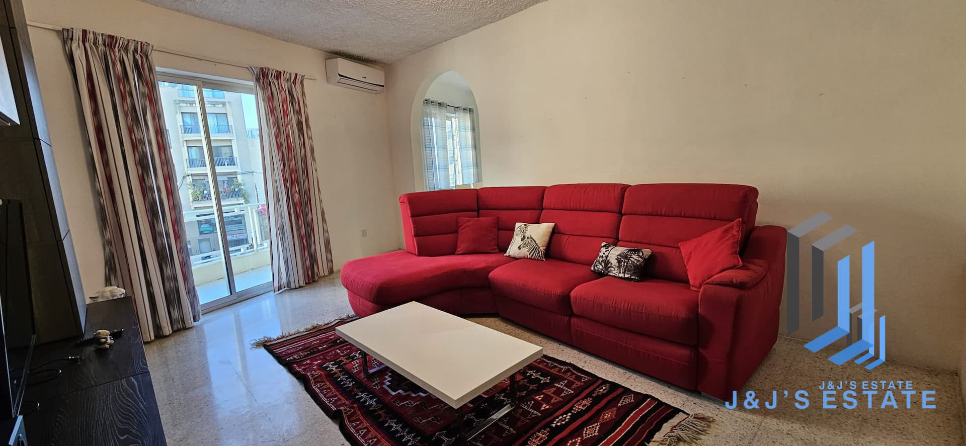 Furnished 2-Bedroom Apartment in Gzira · 3