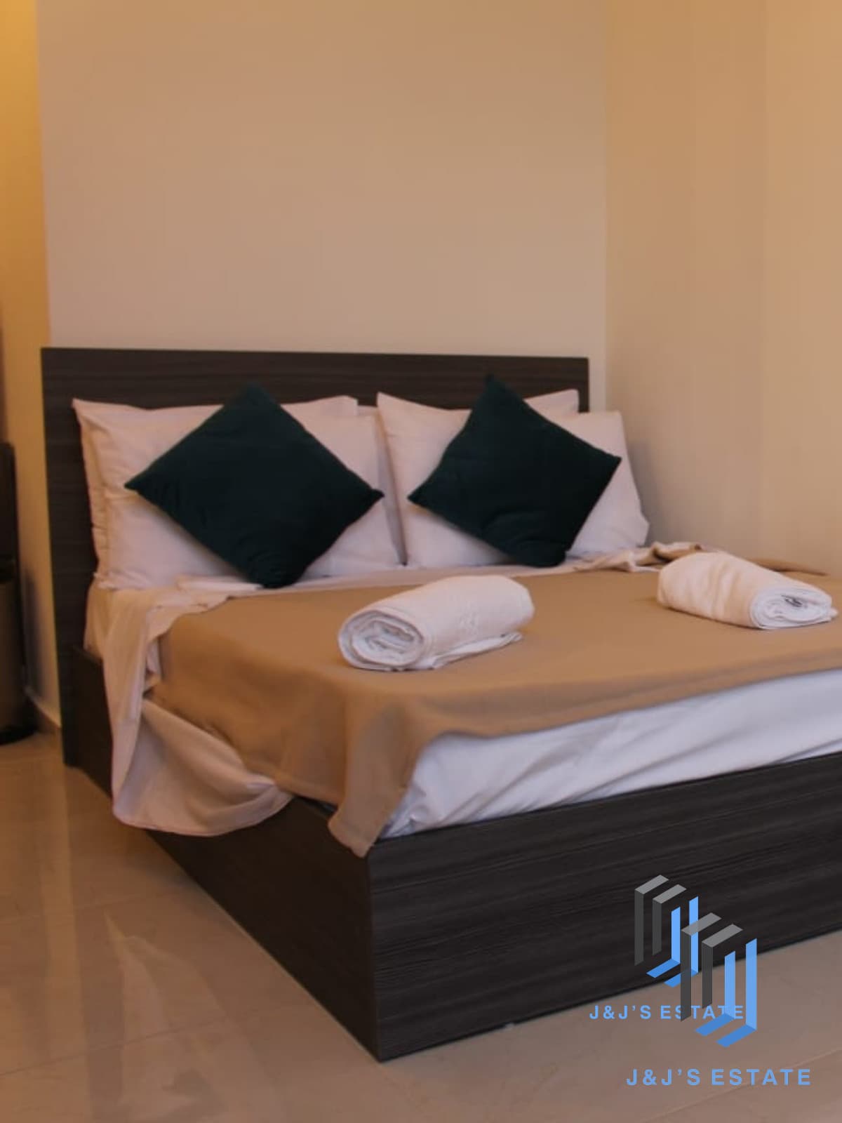 Studio Apartment in Central Sliema · 5