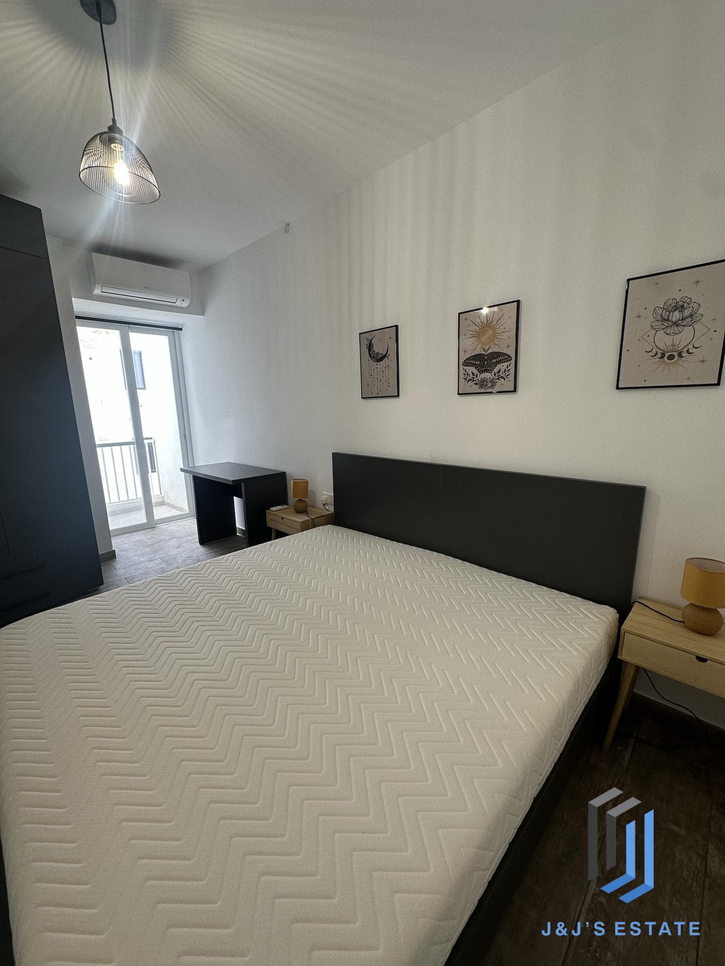 Furnished 3-Bedroom Penthouse in Swatar, Msida · 11
