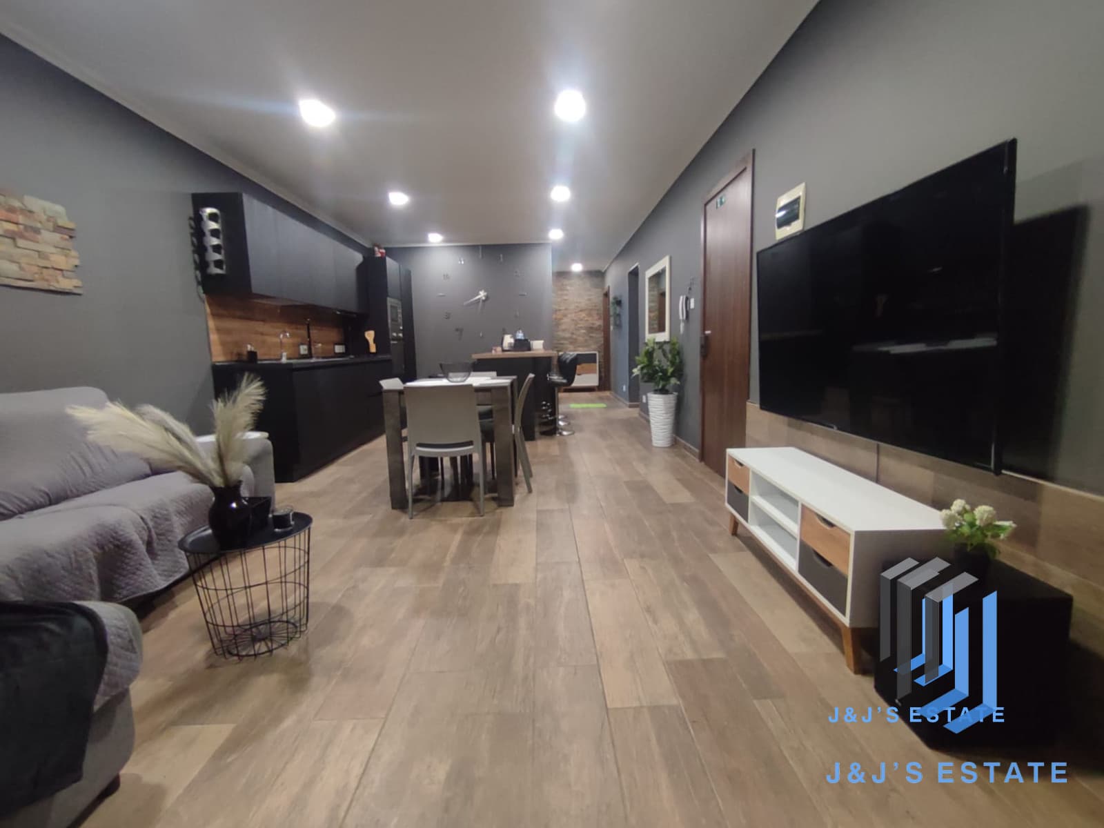 3 bedrooms · Apartment in St Julian's