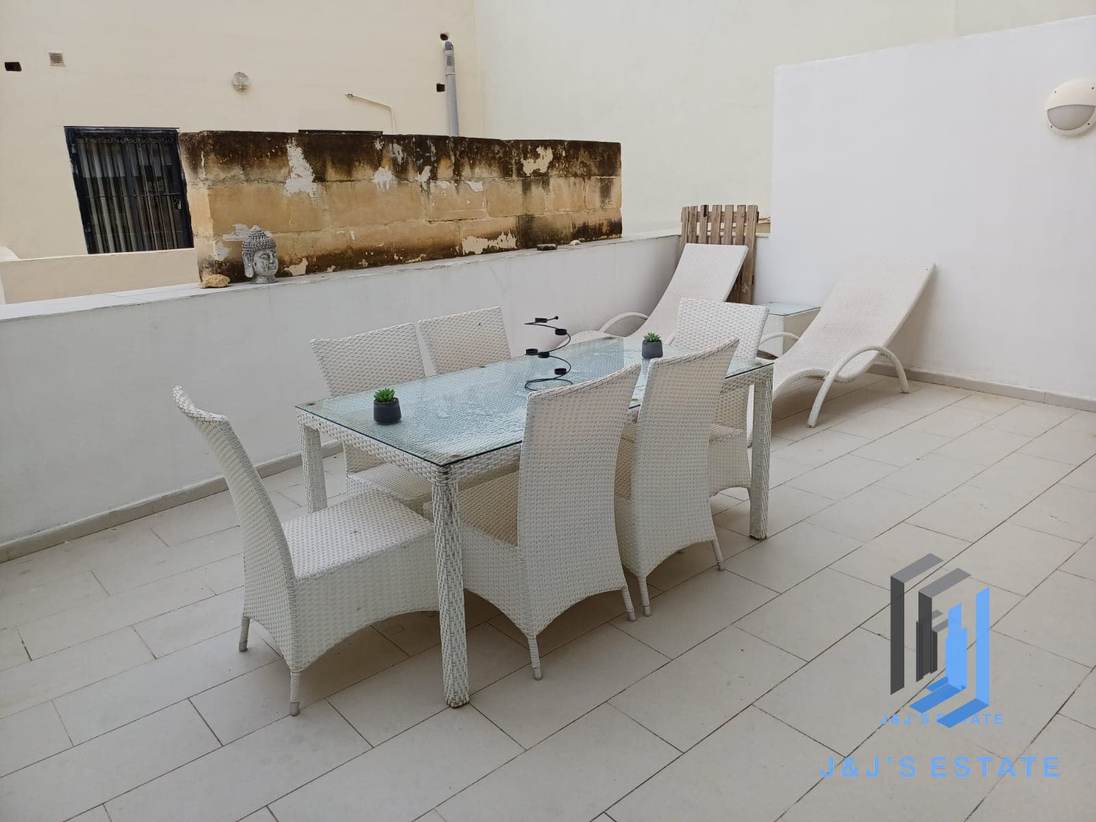 Bright 2-Bedroom Apartment in St. Julian’s · 2