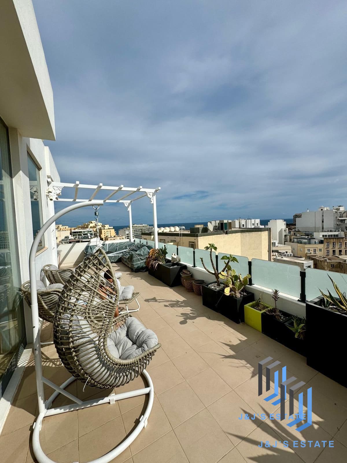 2 bedrooms · Apartment in St Julian's