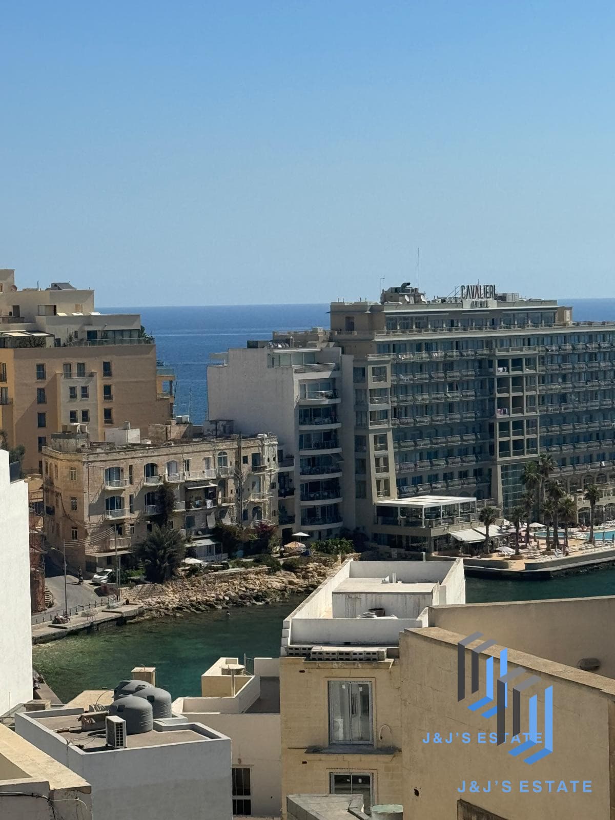 Furnished 2-Bedroom Penthouse with Office in St Julian's · 3