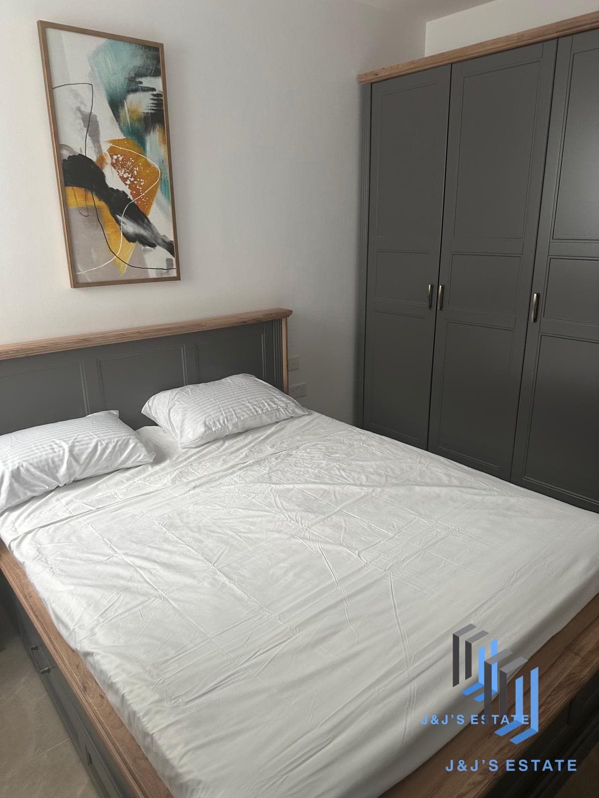 Luxurious 3-Bedroom Apartment in Mosta · 5