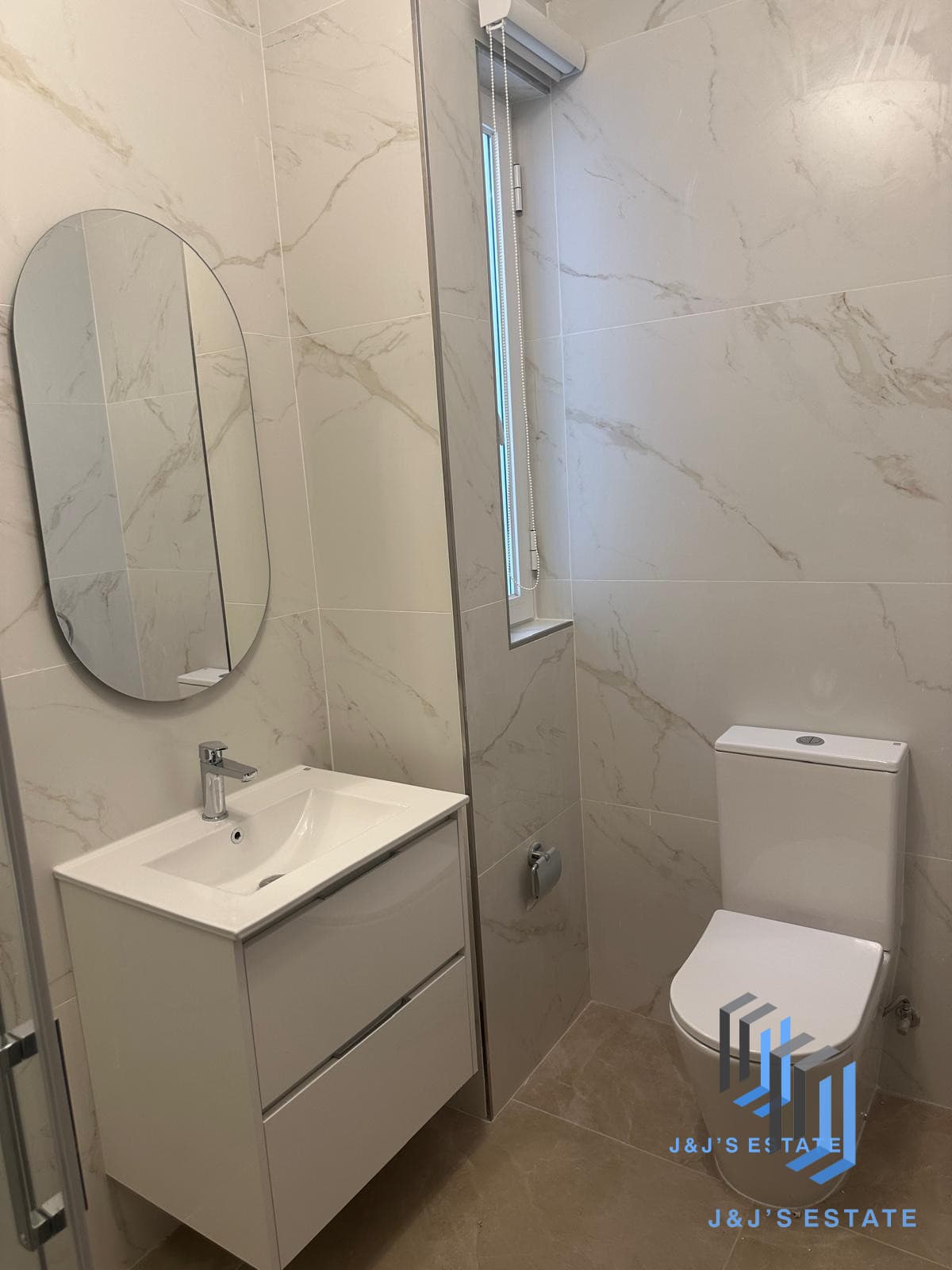 Luxurious 3-Bedroom Apartment in Mosta · 8