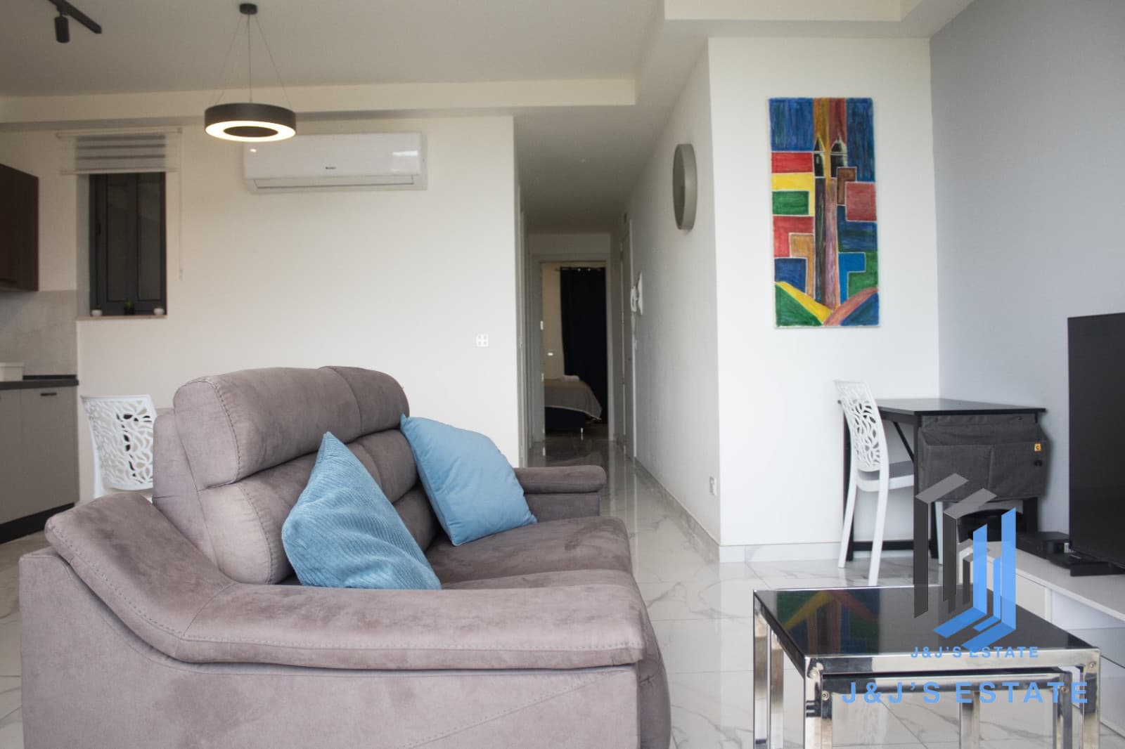 Modern 2-Bedroom Apartment in Mellieħa · 2