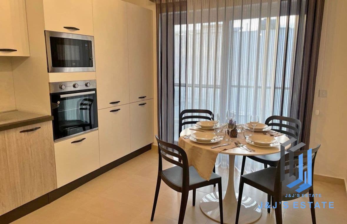 Modern 3-Bedroom Apartment in San Gwann · 3