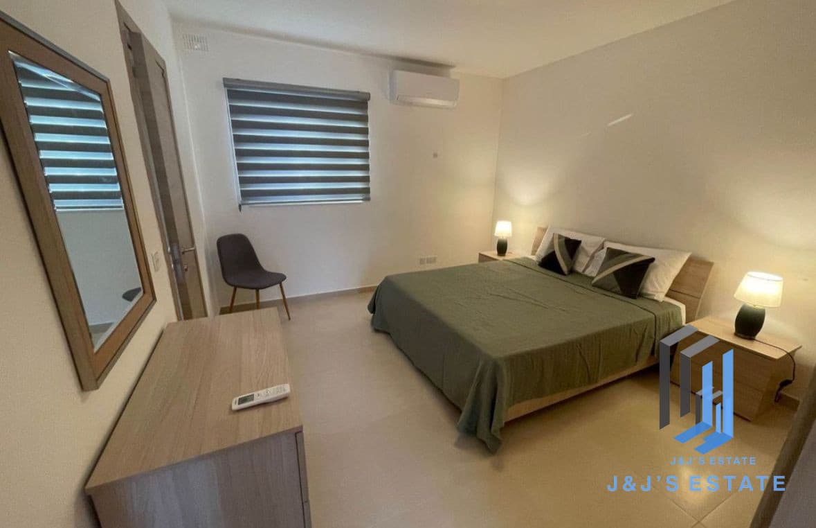 Modern 3-Bedroom Apartment in San Gwann · 4