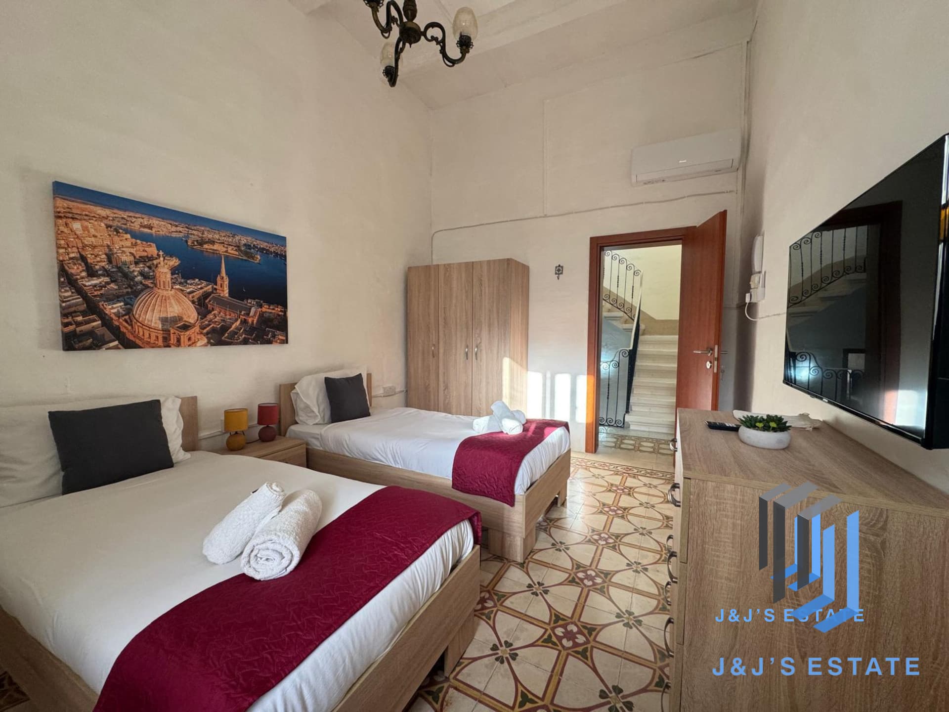 Modern 2-Bedroom Apartment in Sliema